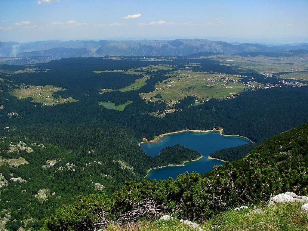 Crno Jezero from Maly Meded