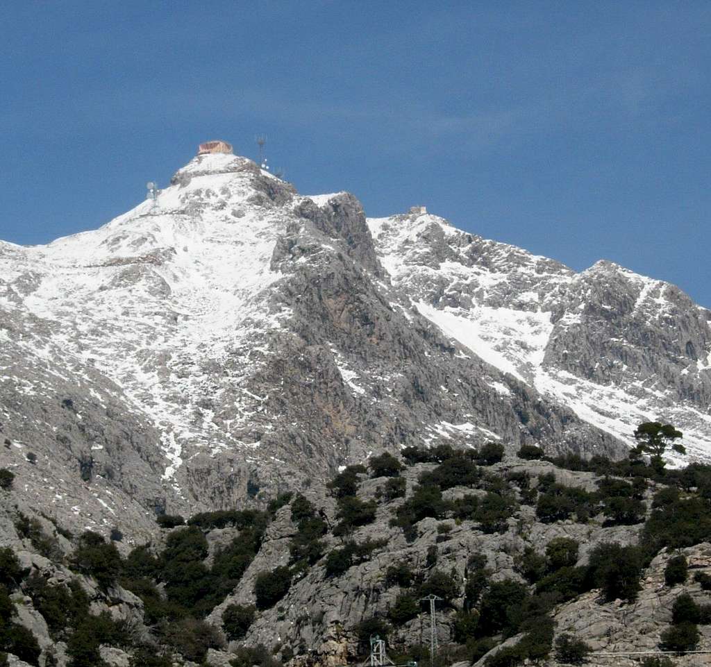 The top of the island: the Puig Major (1445 m)