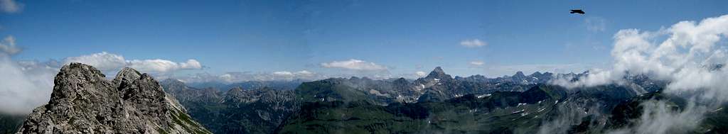 View of Westlicher Wengenkopf and Hochvogel from Nebelhorn Summit