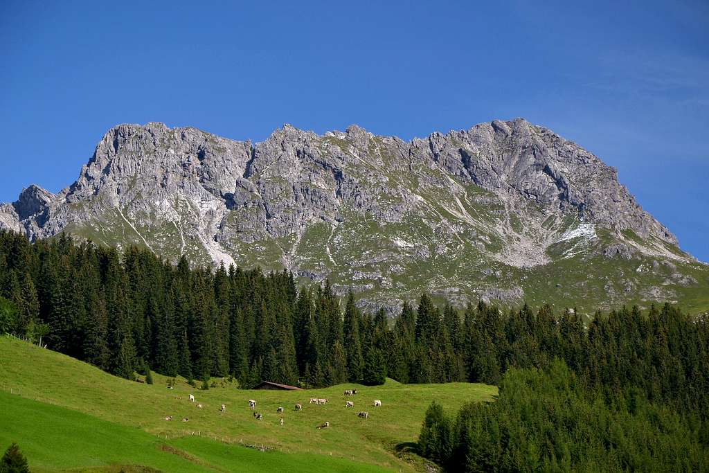 The Karhorn rising above the pastures of Oberlech
