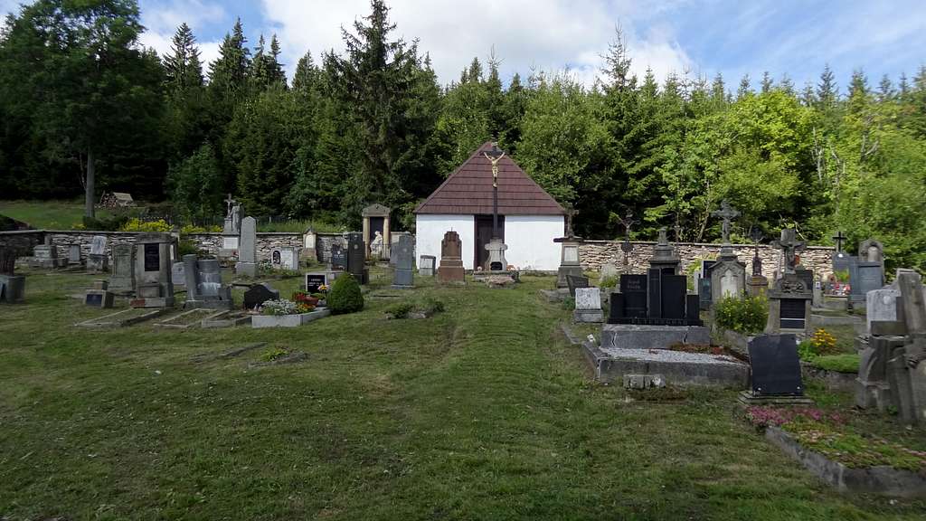 Malá Úpa church's cementary