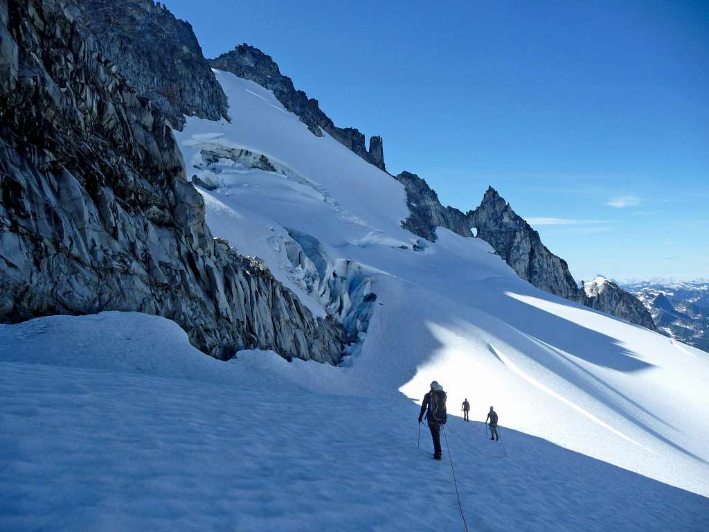 Hiking up the Dome Glacier