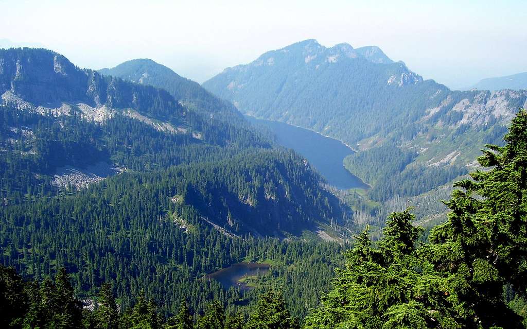 Lake Isabel and Zekes Peak from Point 5150 (Ragged Ridge)