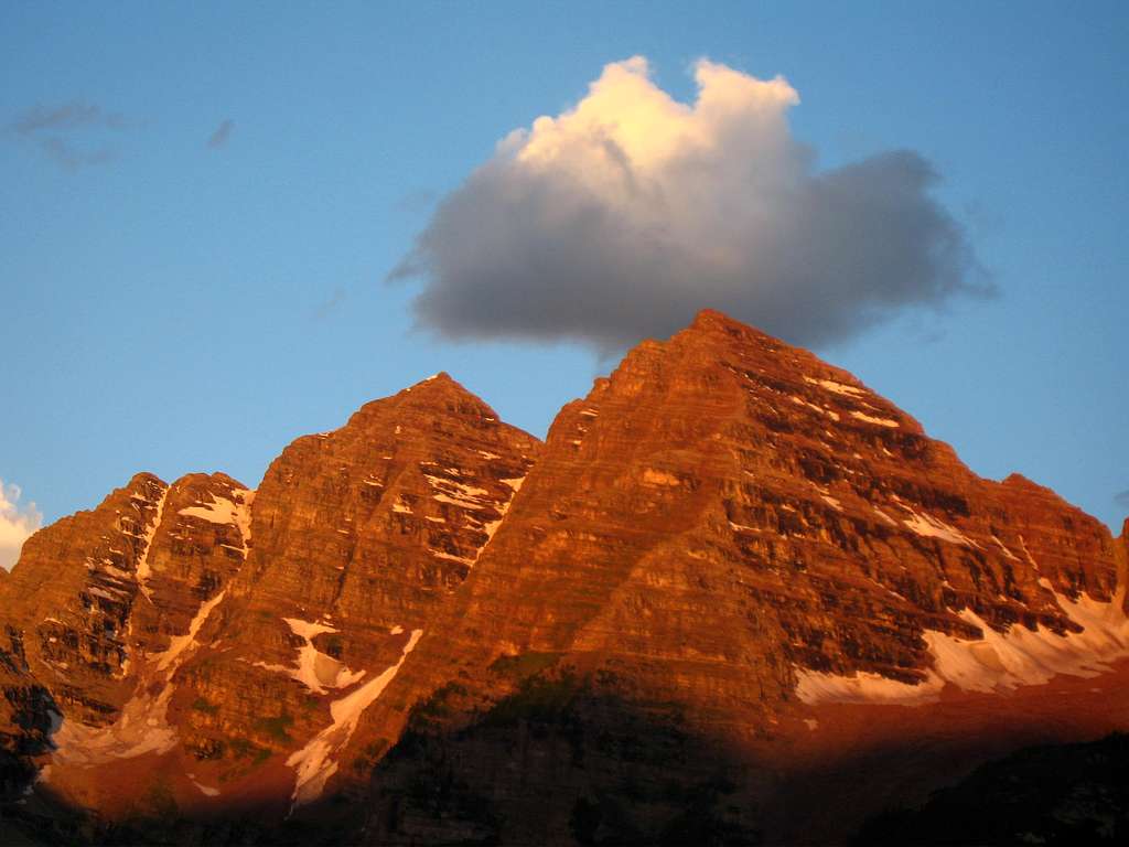 Maroon Bells sunrise