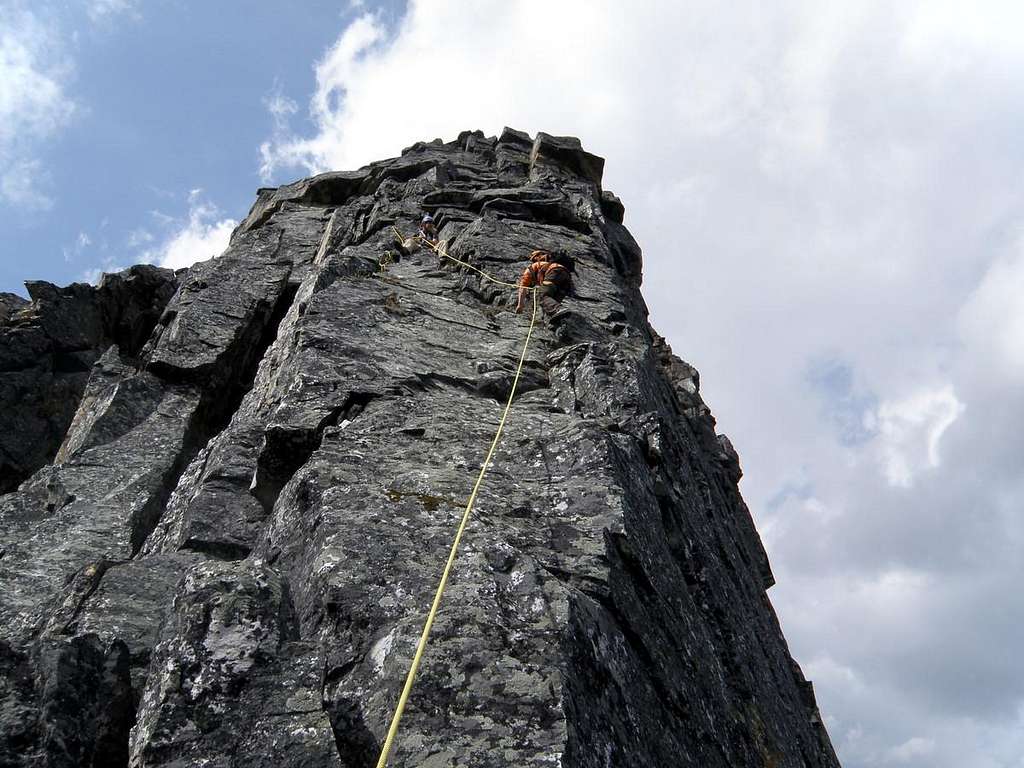 Bell NE Ridge - climbing 5.3 slabby section