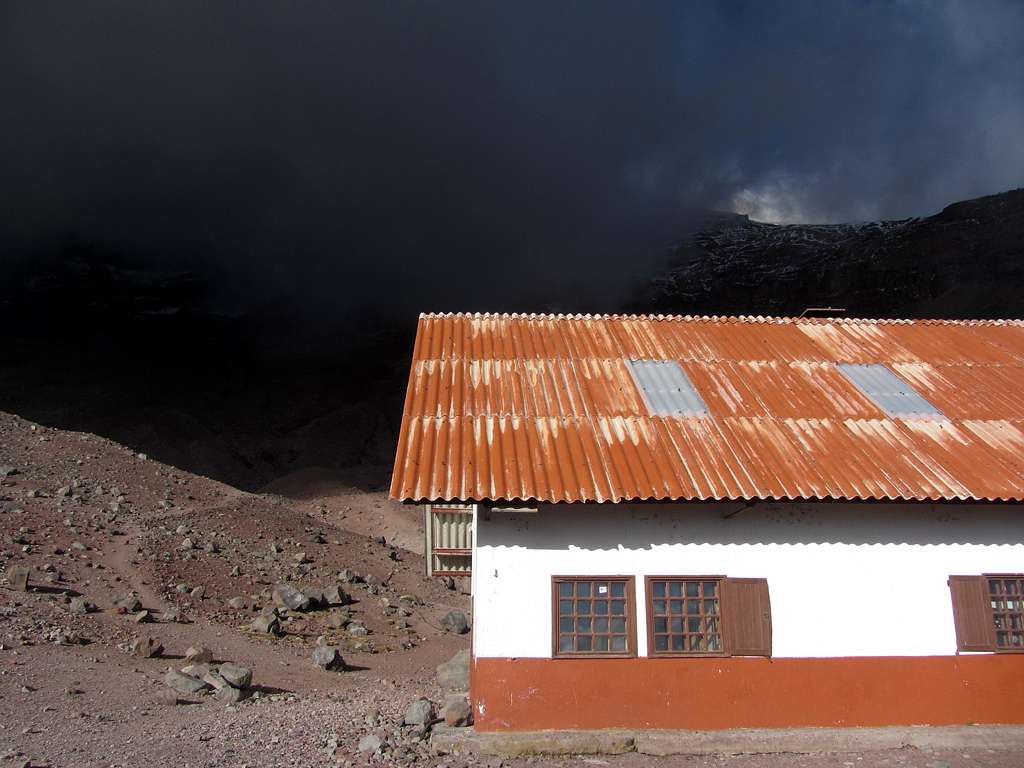 Whymper Refugio on Chimborazo