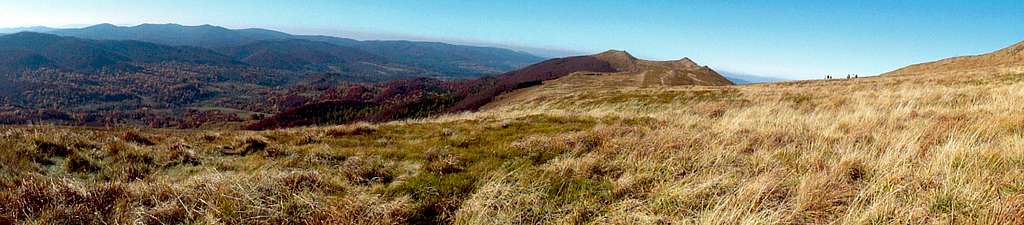 View from the trail to Chatka Puchatka Refuge