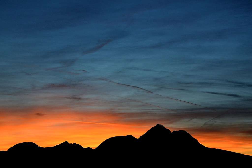 Sunset over Hochstaufen, Zwiesel and the Chiemgau Alps