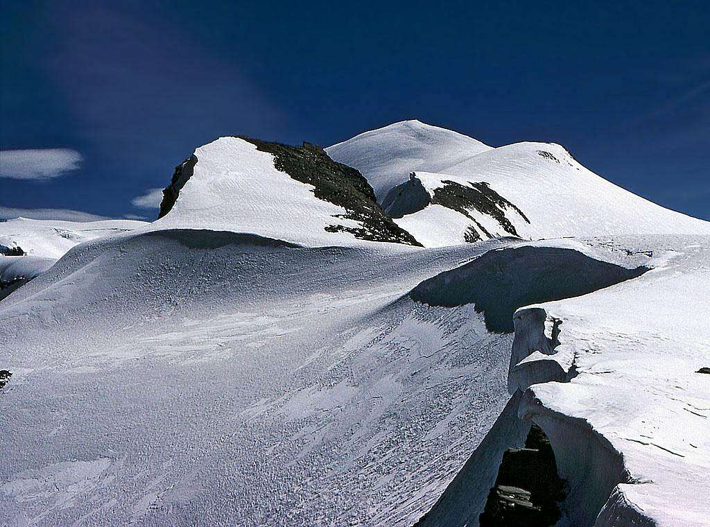 Furggen summit ridge