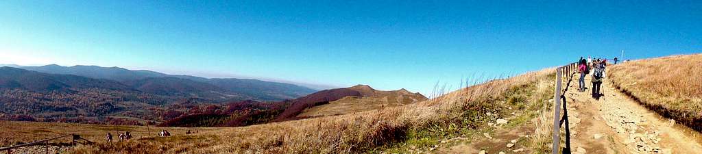 Trail to Chatka Puchatka Refuge