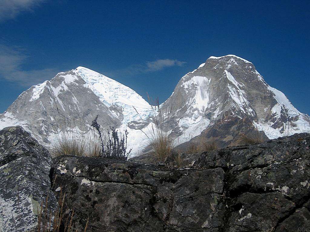 Huascarán Sur and Norte from the NE