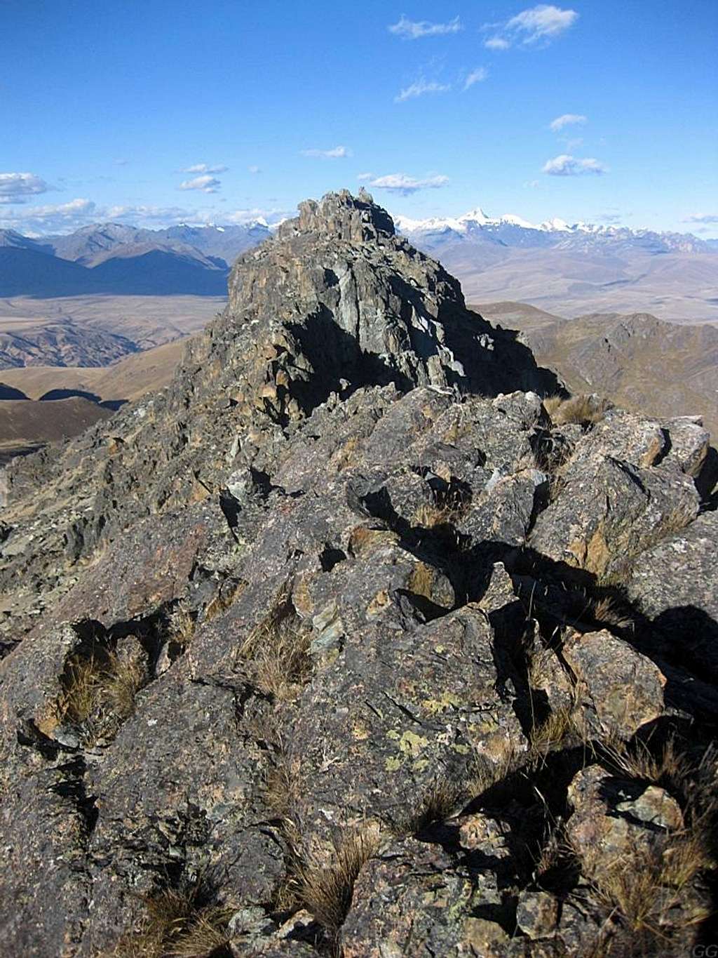 Eastern summit of Cerro Huancapeti from the west