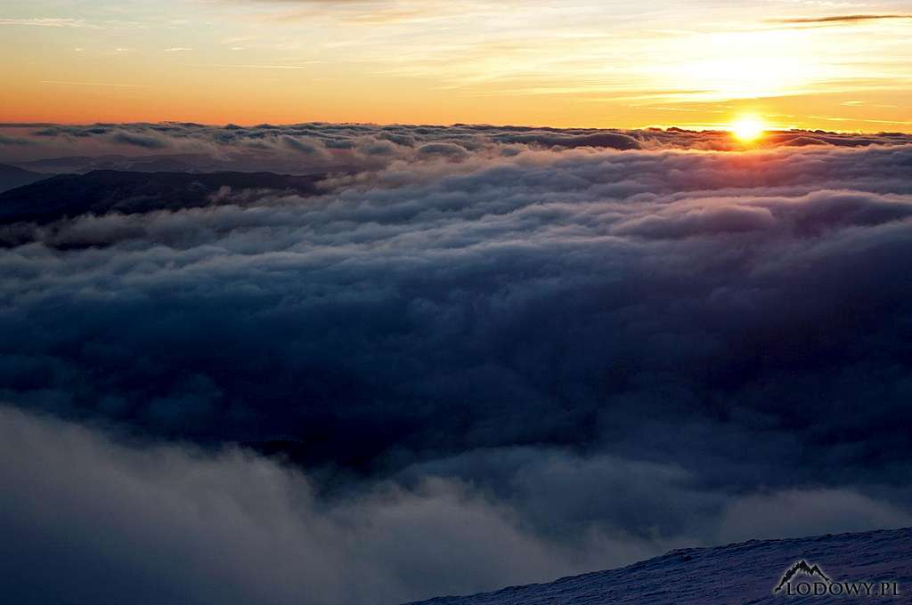 Farewell to 2012 above Tatra clouds