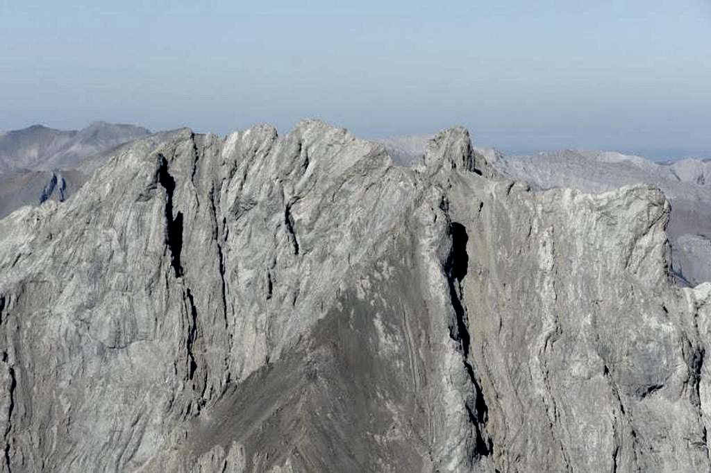 Zoom to Tombstone Mtn. summits