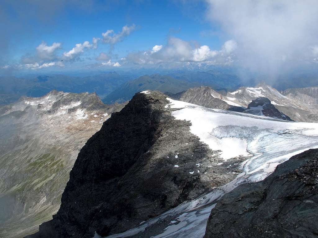 The Schwarzkopf seen from the summit of the Ankogel