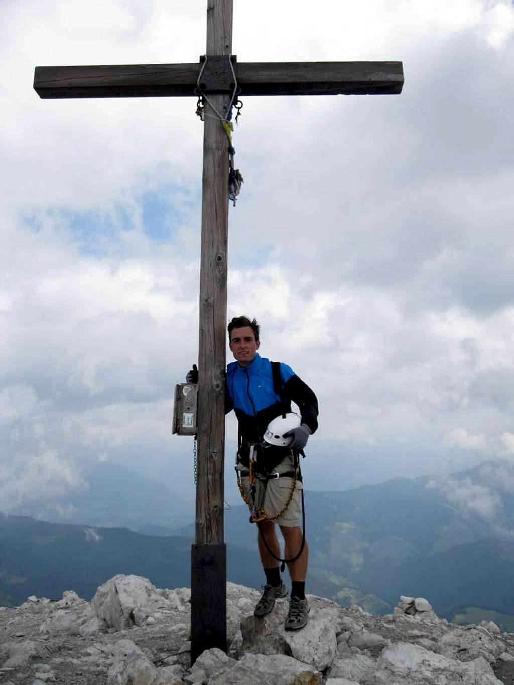 Summit cross of Peitlerkofel (2875 m)