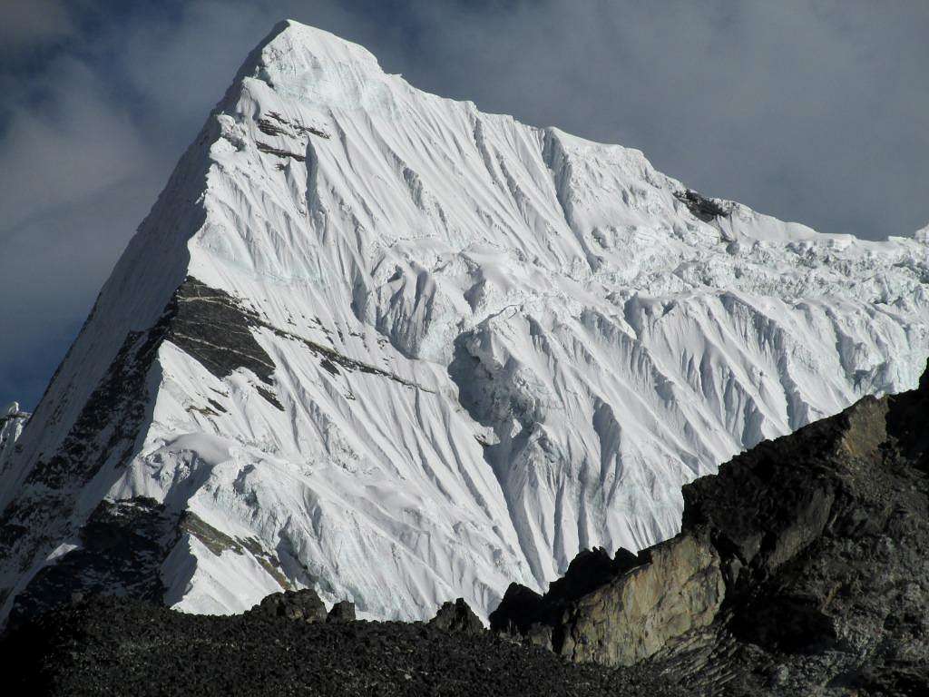 Ambulapcha Peak