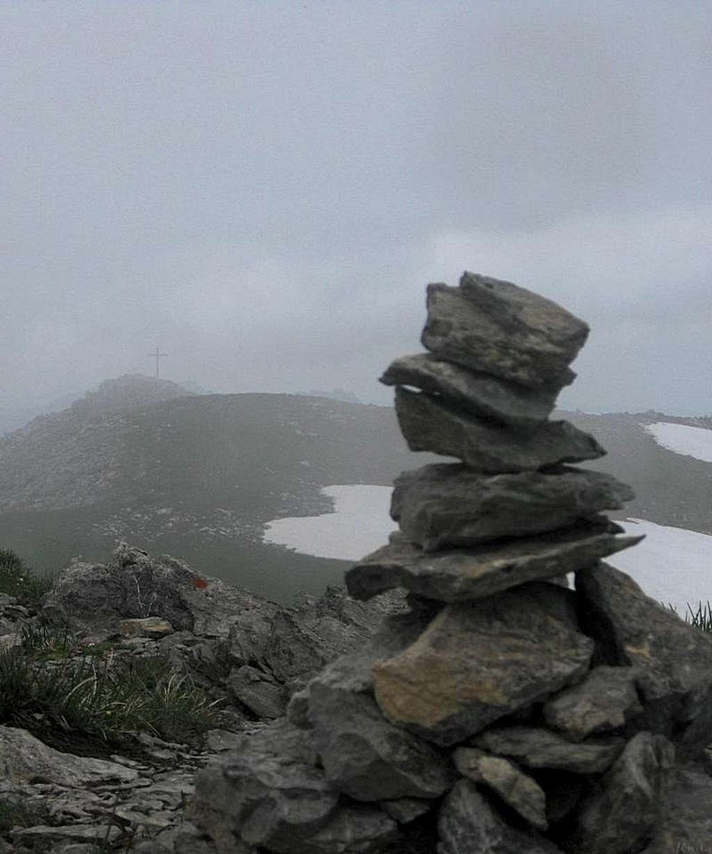 The misleadingly placed 'summit' cross from the <i><b>true</b></i> summit of the Augstenberg