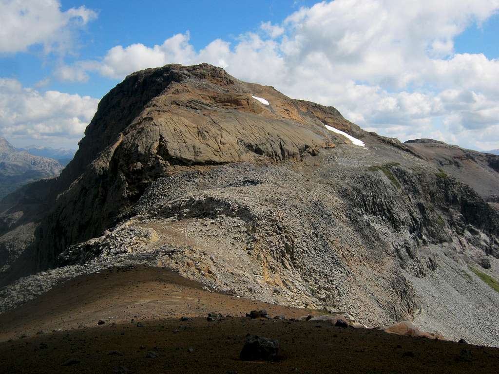 Cerro Volcanico East to West Traverse