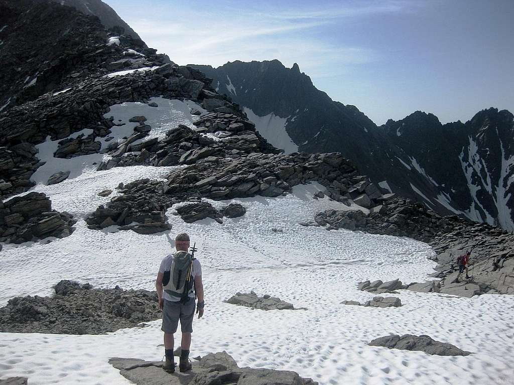 A small snow field low on on the Hohe Geige west ridge