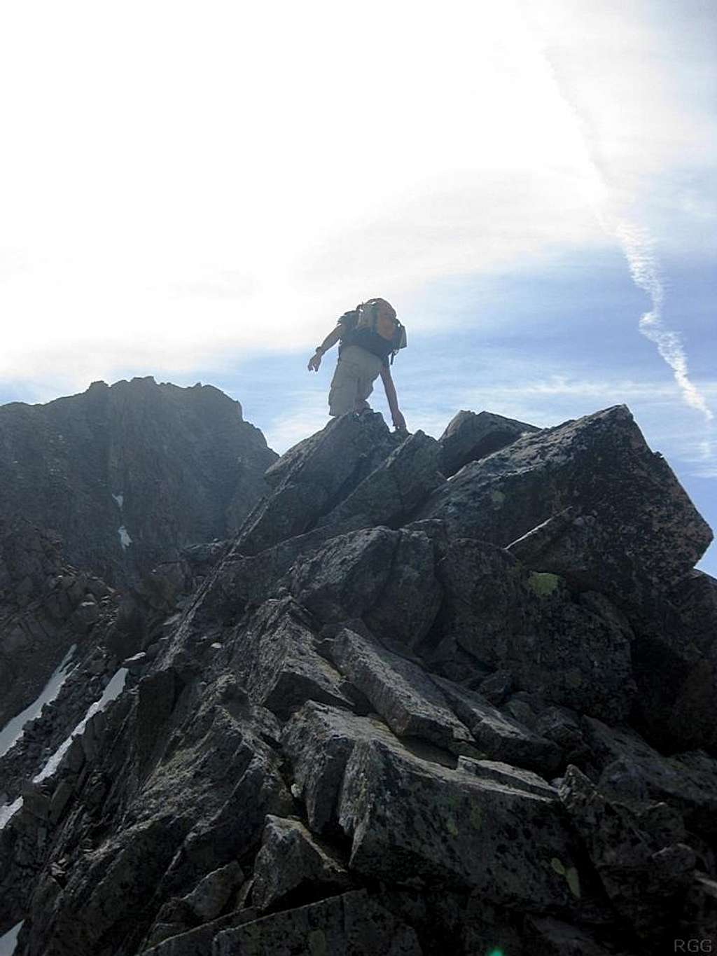 Balancing act on the Hohe Geige west ridge