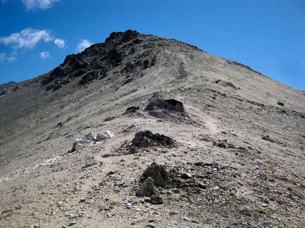 Cerro Bella Vista Summit