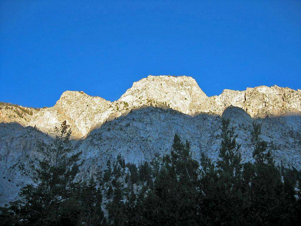 High Sierra Trail morning in Kern River Valley