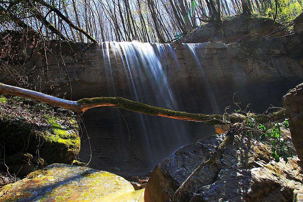 The lower waterfall on Pasjak creek
