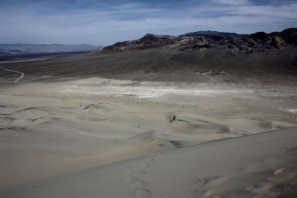 eureka dunes and valley