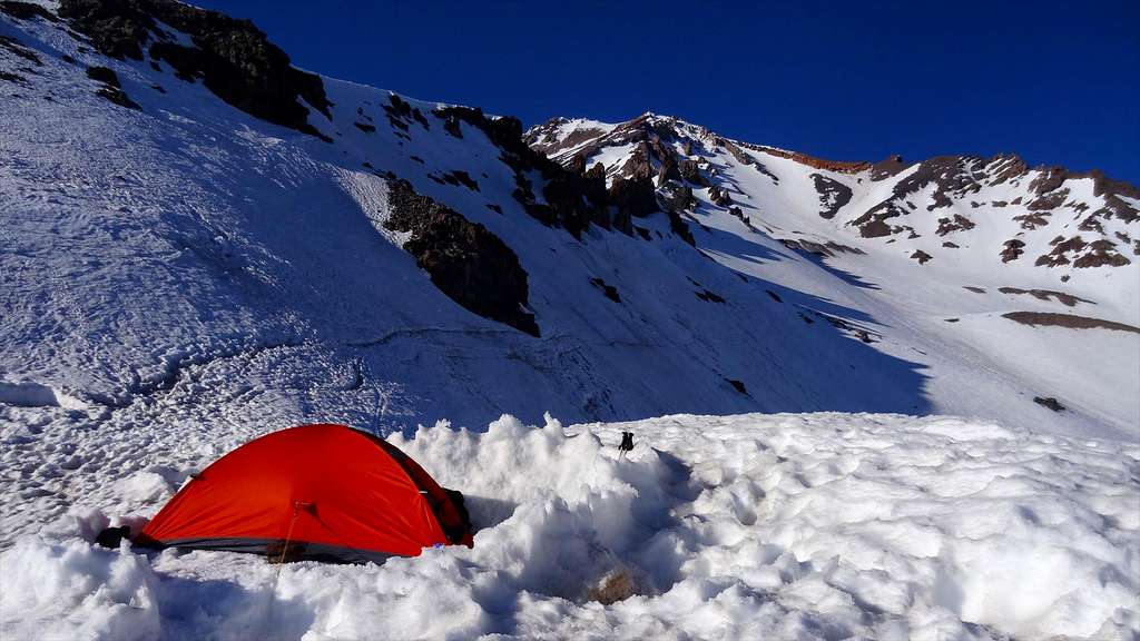 A camp on Casaval Ridge, Mt Shasta