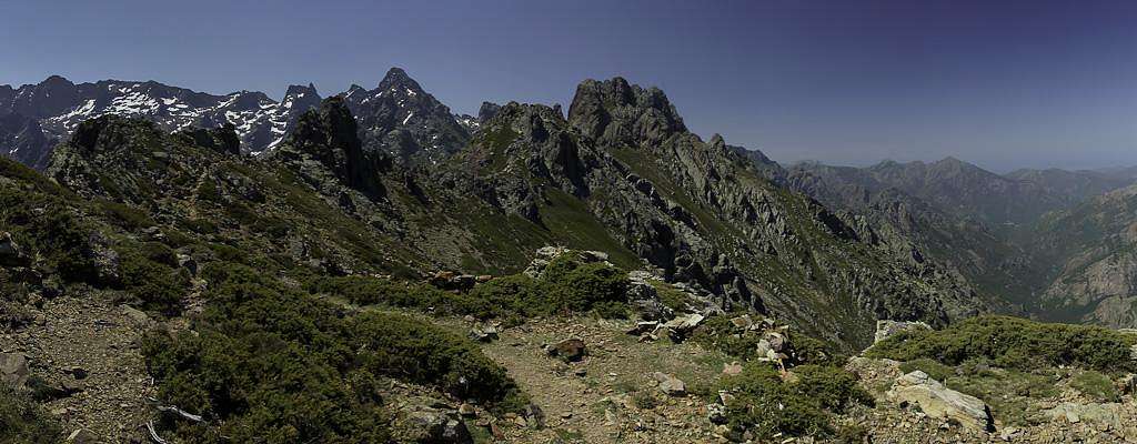 Looking across the ridge to Punta Culaghia and Punta Stranciacone