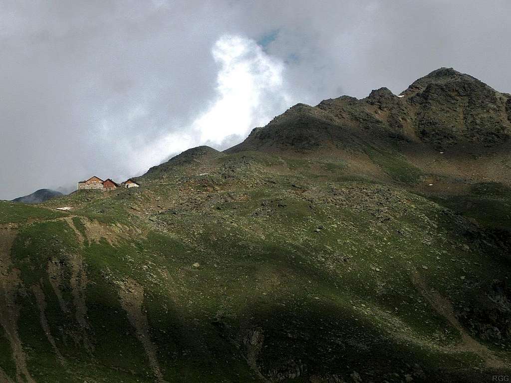 Zooming in on the Breslauer Hütte