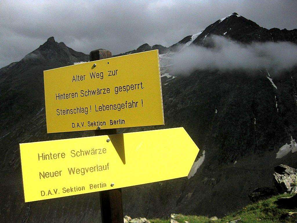 New route signs on the Marzellkamm