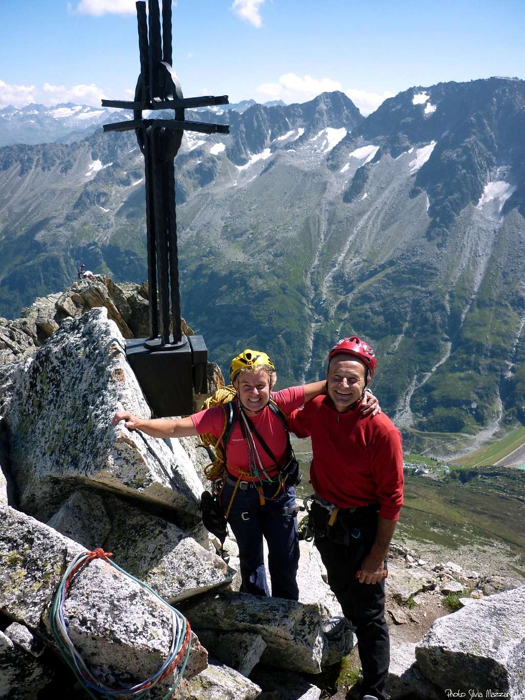 Happiness at Bergseeschjien summit cross