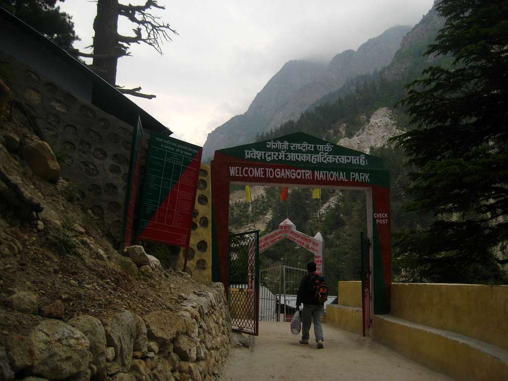 Entering the Gangotri National Park