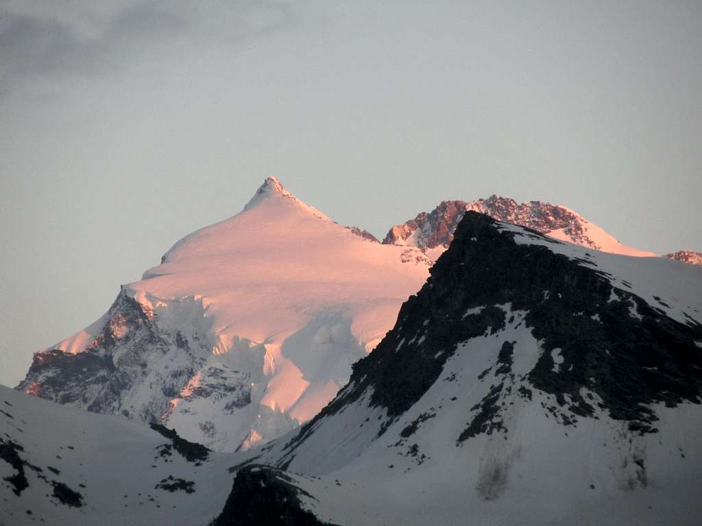 a purple Nordend and Dufourspitze