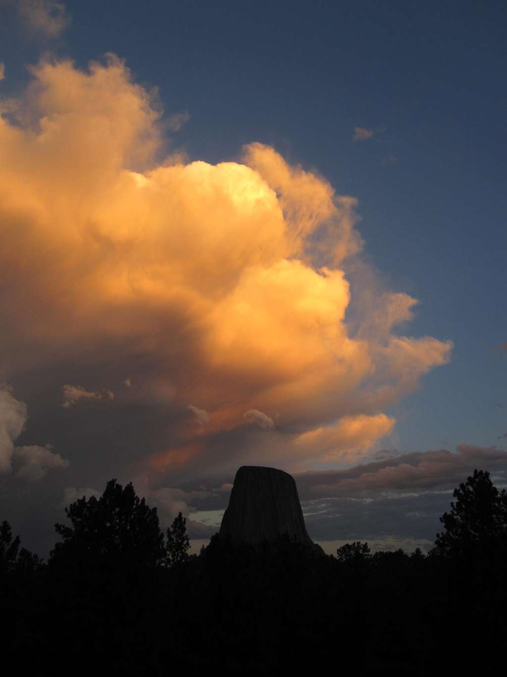 Afternoon t-storm clouds