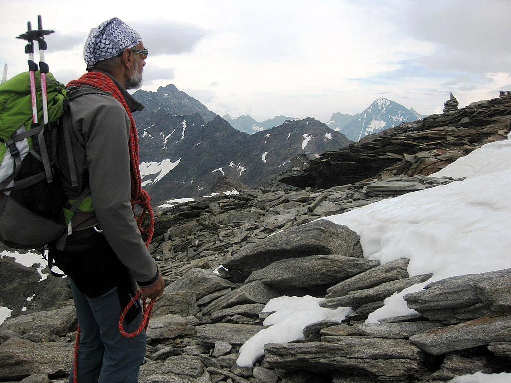 Hermann looking at the summit after climbing the south ridge of the Hoher Nebelkogel