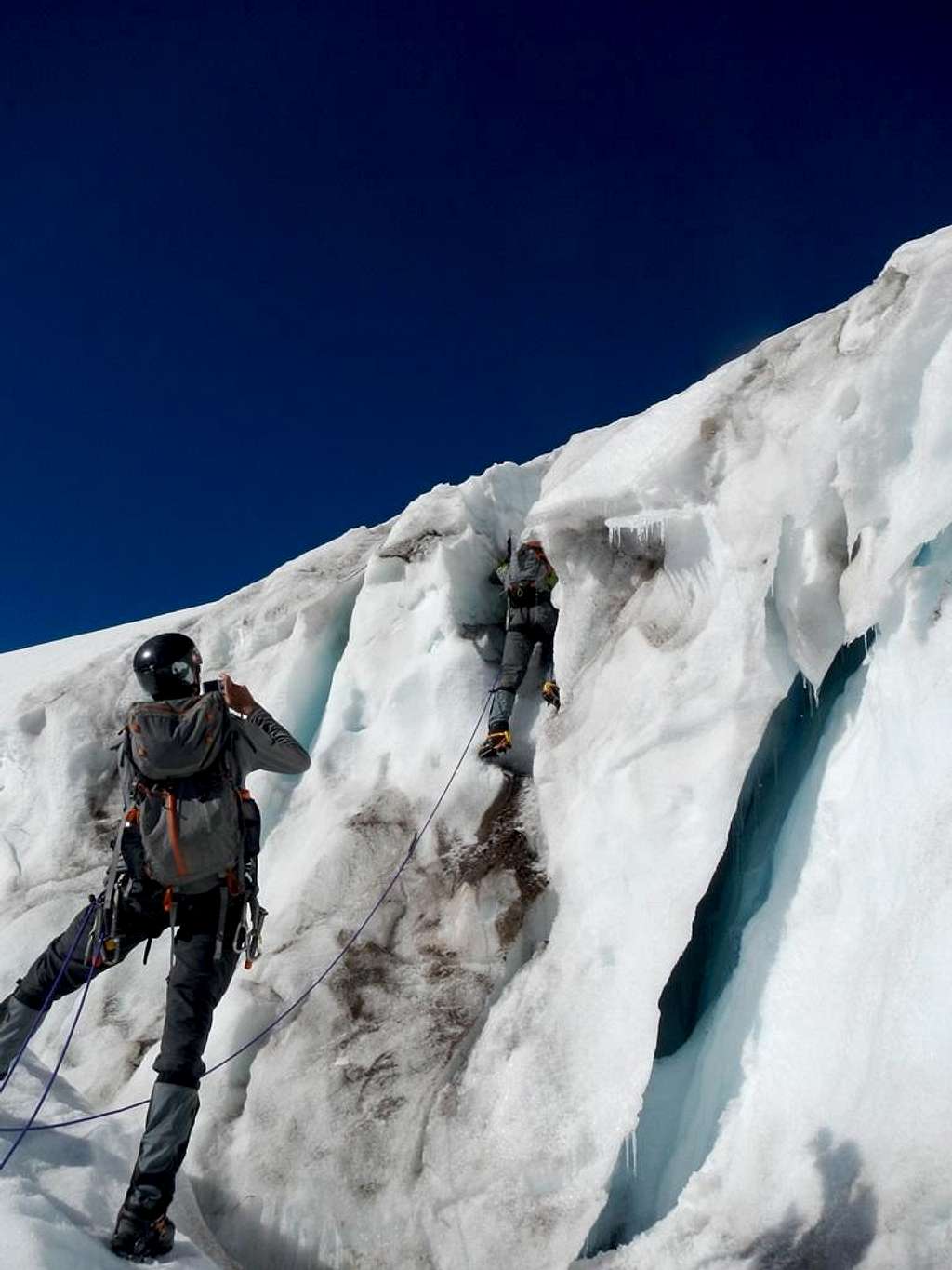 Climbing on Wintun Glacier