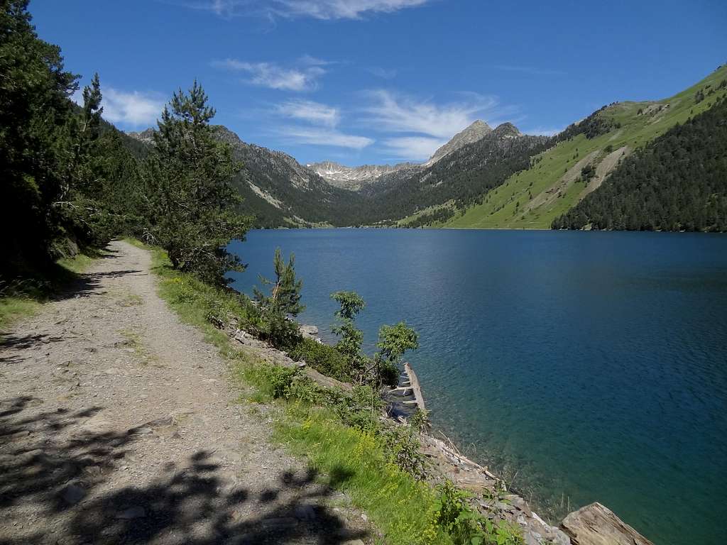 West trail of Lac de l'Oule