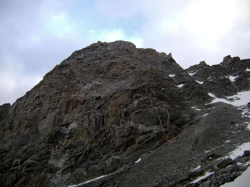 The northwest couloirs of Nez Perce seen in June