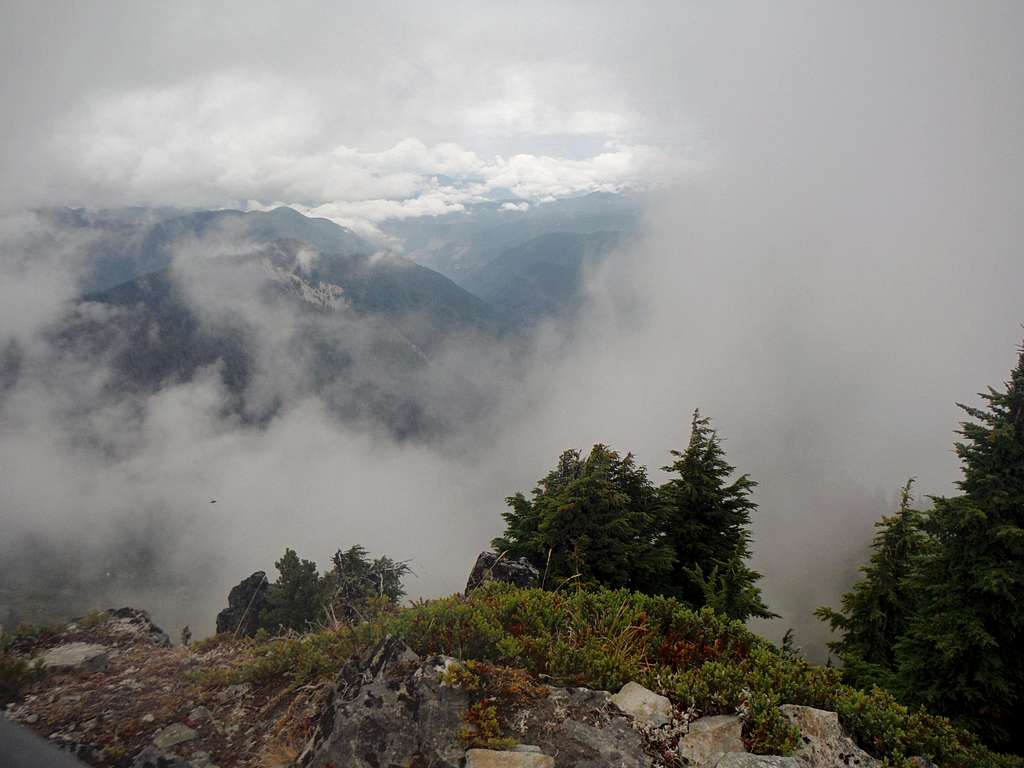 Fog coming up to the summit