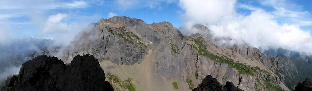 April Peak Summit Panorama