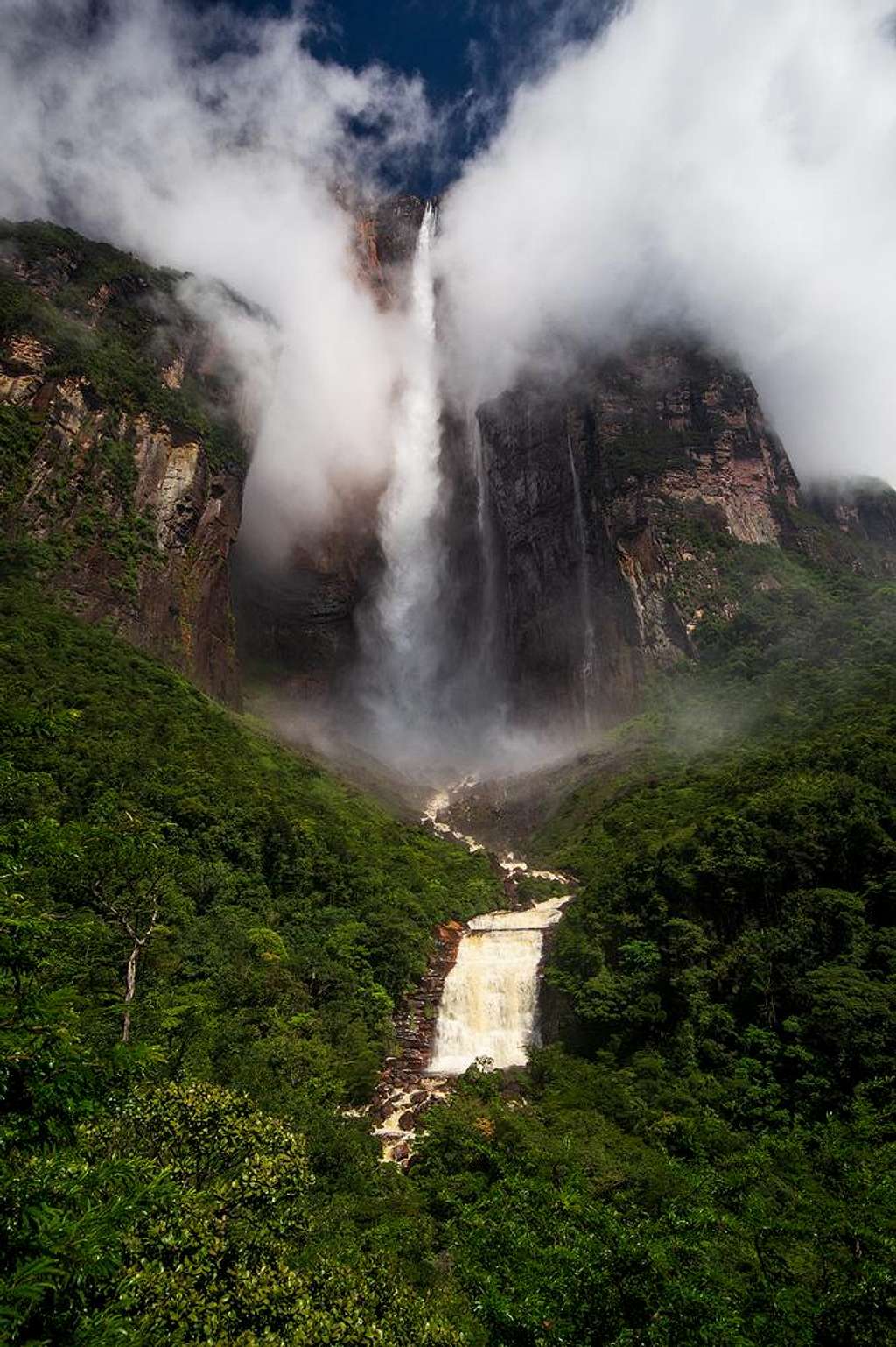 Kerepakupai Meru (Angel Falls)