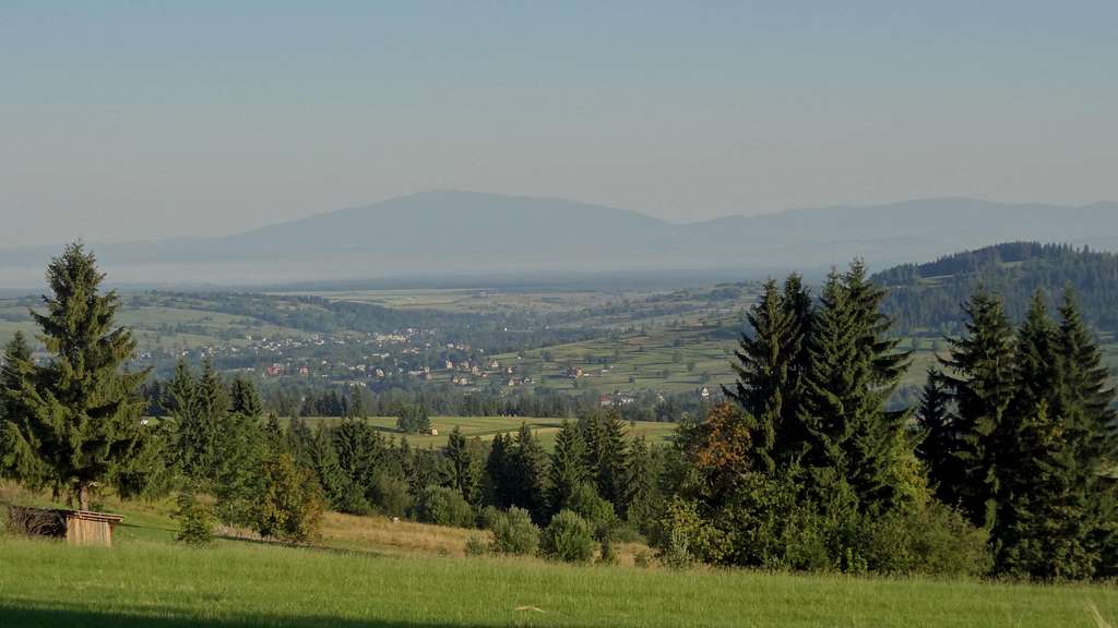 Gubałówka hill, looking to Pilsko