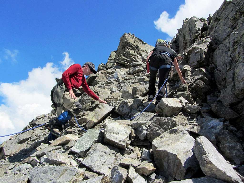 Scrambling up the Dreiländerspitze west ridge