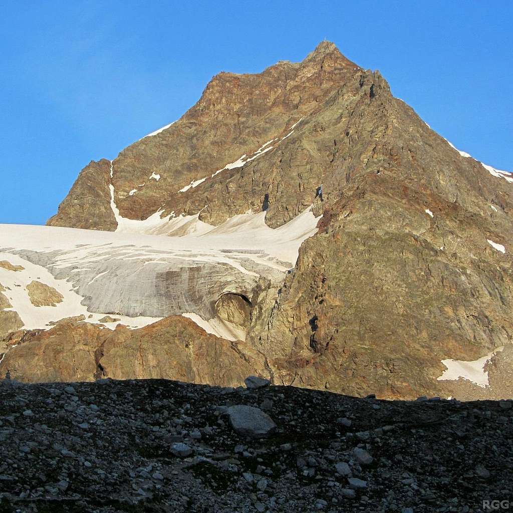 Silvrettahorn (3244m) from the east