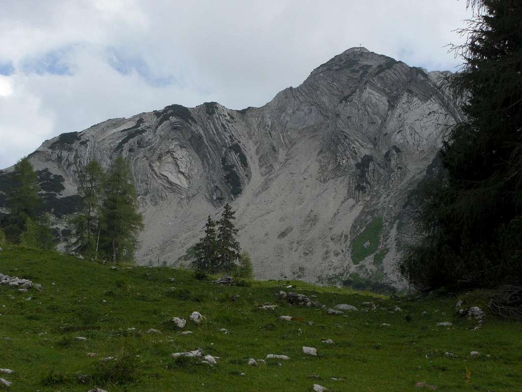 Seebergspitze with west cirque and north ridge as seen from near Pasillalmen