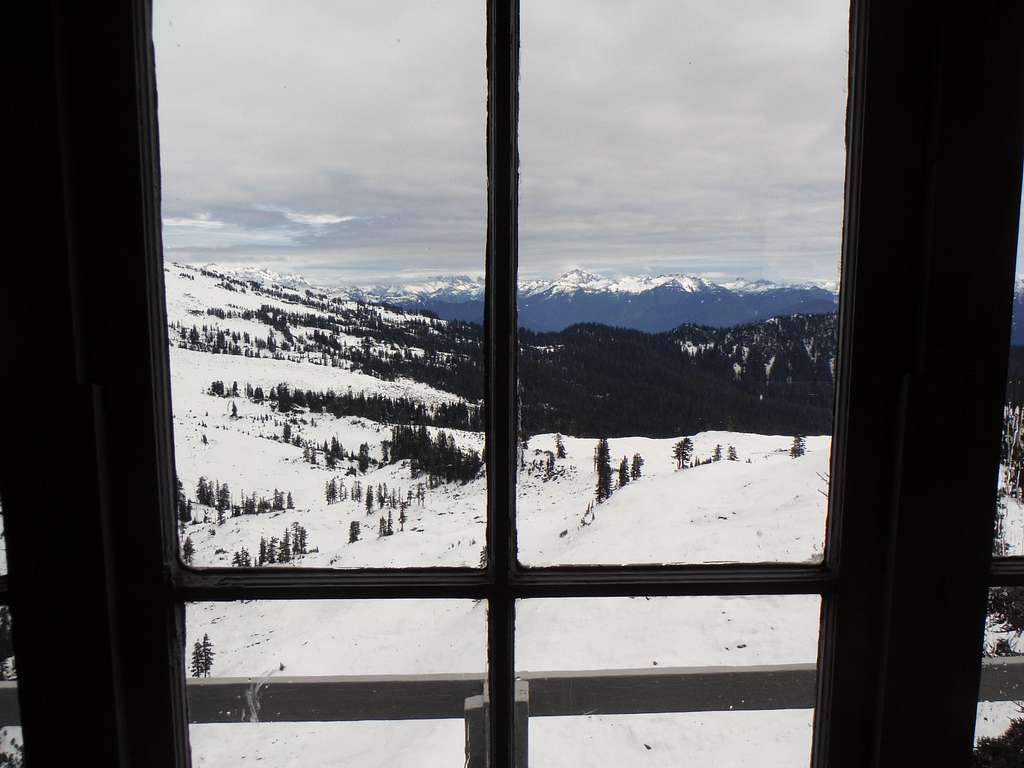 Looking out the lookout window : Photos, Diagrams & Topos : SummitPost