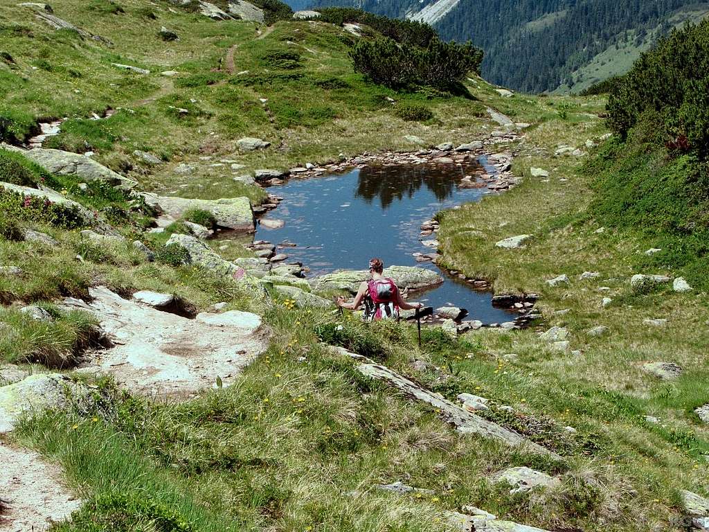 Junction with the normal route high on the east ridge of the Breitspitze